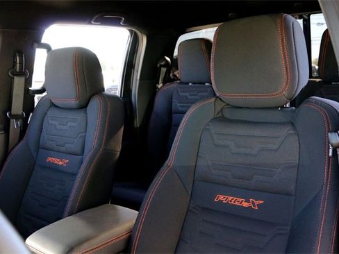 Used 2023 Nissan Frontier Pro-X w/ Technology Package image 11