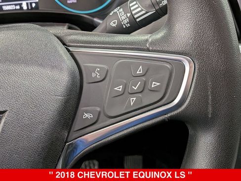 Used 2018 Chevrolet Equinox LS FWD image 18