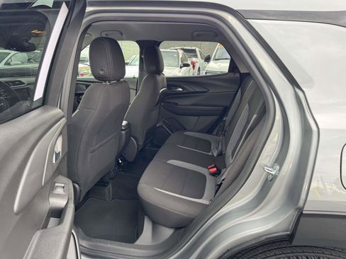 Used 2023 Chevrolet TrailBlazer LT w/ Convenience Package AWD/4WD image 22