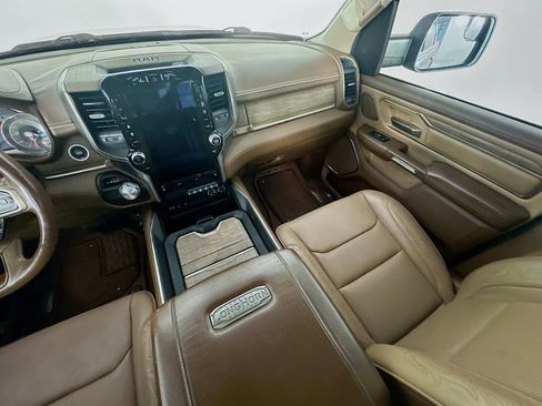 Used 2019 RAM 1500 Limited image 11