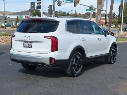 Certified 2023 Kia Telluride S AWD/4WD image 3