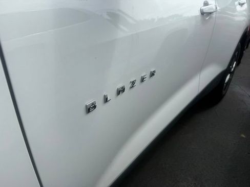 Used 2024 Chevrolet Blazer LT w/ LPO, Floor Liner Package FWD image 2