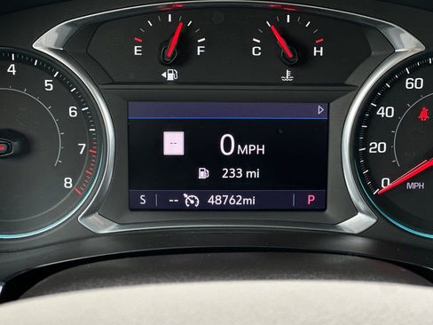 Used 2021 Chevrolet Traverse Premier w/ LPO, Floor Liner Package AWD/4WD image 40