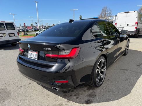 Used 2022 BMW 330i Sedan w/ Driving Assistance Package image 6