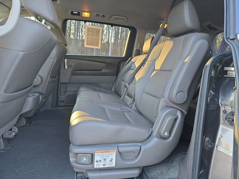 Used 2015 Honda Odyssey Touring image 13
