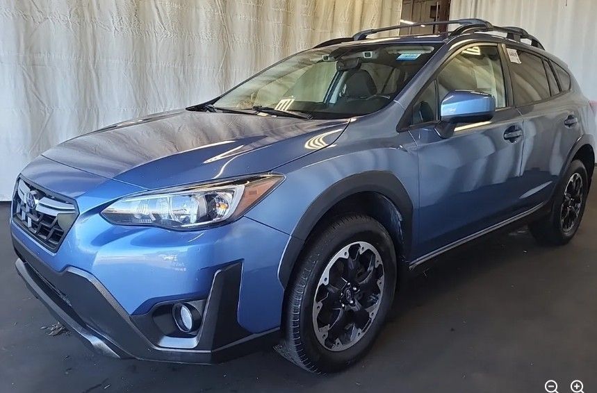 Used 2022 Subaru Crosstrek 2.0i Premium w/ Popular Package #4A AWD/4WD image 1