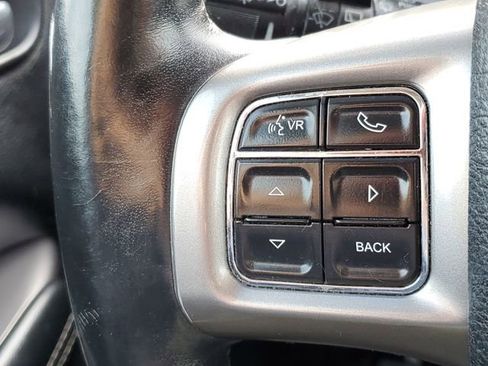 Used 2015 Dodge Journey Crossroad w/ Flexible Seating Group image 12