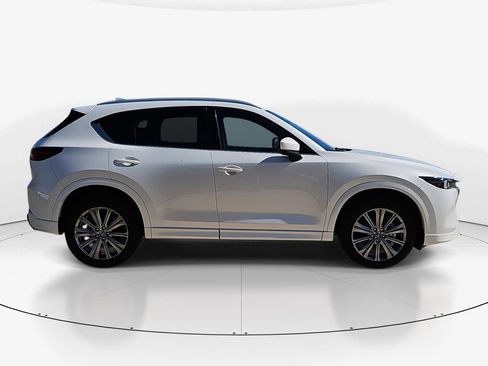 Used 2025 MAZDA CX-5 Signature image 9