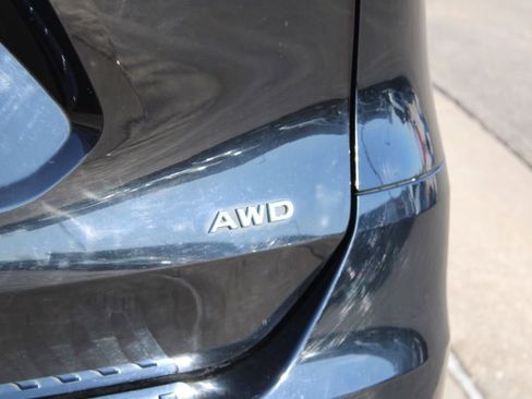 Used 2015 Nissan Rogue S image 9