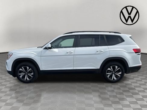 Used 2025 Volkswagen Atlas SE image 6