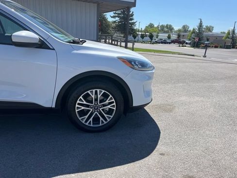 Used 2022 Ford Escape SEL AWD/4WD image 15