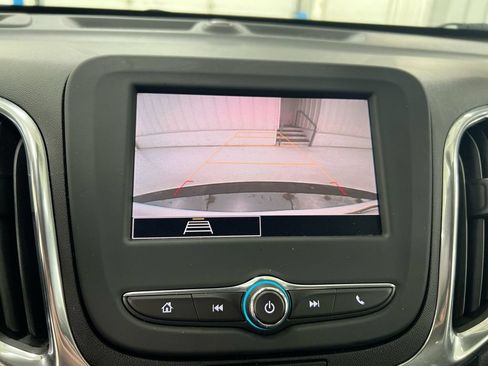 Used 2023 Chevrolet Equinox LT FWD image 15