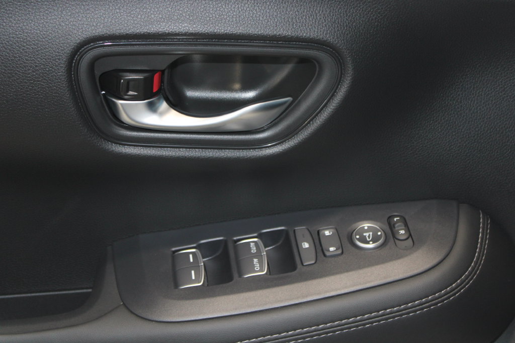 New 2027 Honda HR-V EX-L image 13