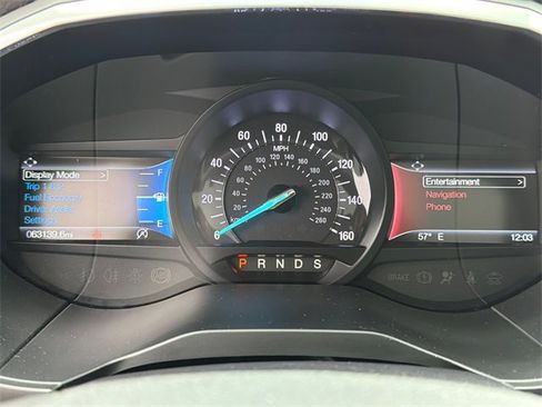 Used 2019 Ford Edge Titanium image 27
