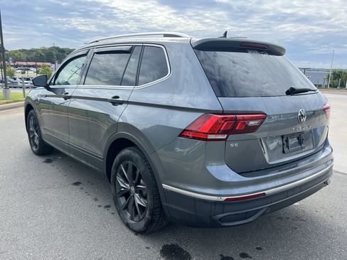 Used 2024 Volkswagen Tiguan SE AWD/4WD image 7