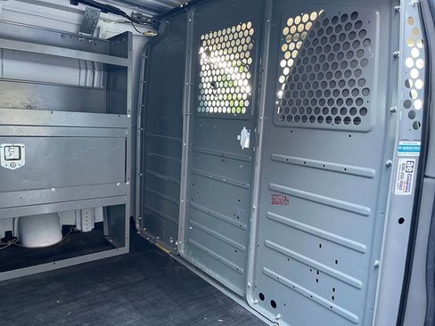Used 2014 Chevrolet Express 1500 RWD image 26