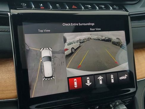 Used 2023 Jeep Grand Cherokee L Summit image 28