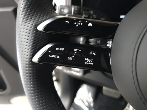 Certified 2025 Mercedes-Benz G 580 w/ Manufactur Interior Package image 11