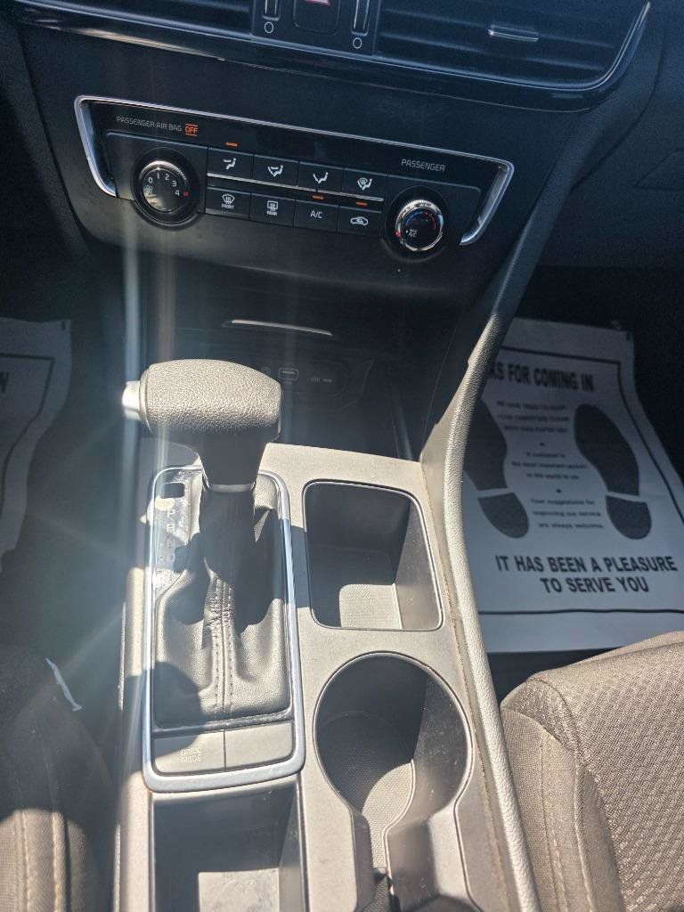 Used 2016 Kia Optima LX w/ LX Convenience Package FWD image 16