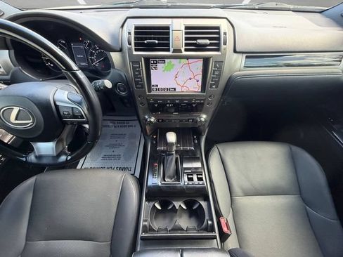 Used 2020 Lexus GX 460 Premium w/ Premium Package AWD/4WD image 4