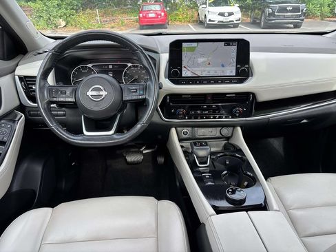 Used 2023 Nissan Rogue SL w/ SL Premium Package AWD/4WD image 14
