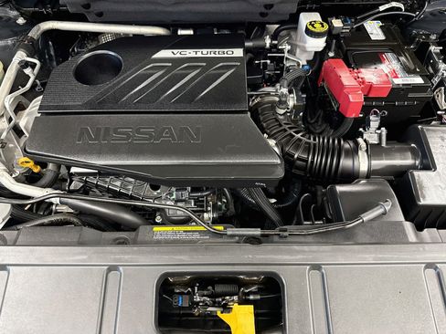 Used 2023 Nissan Rogue SL FWD image 34