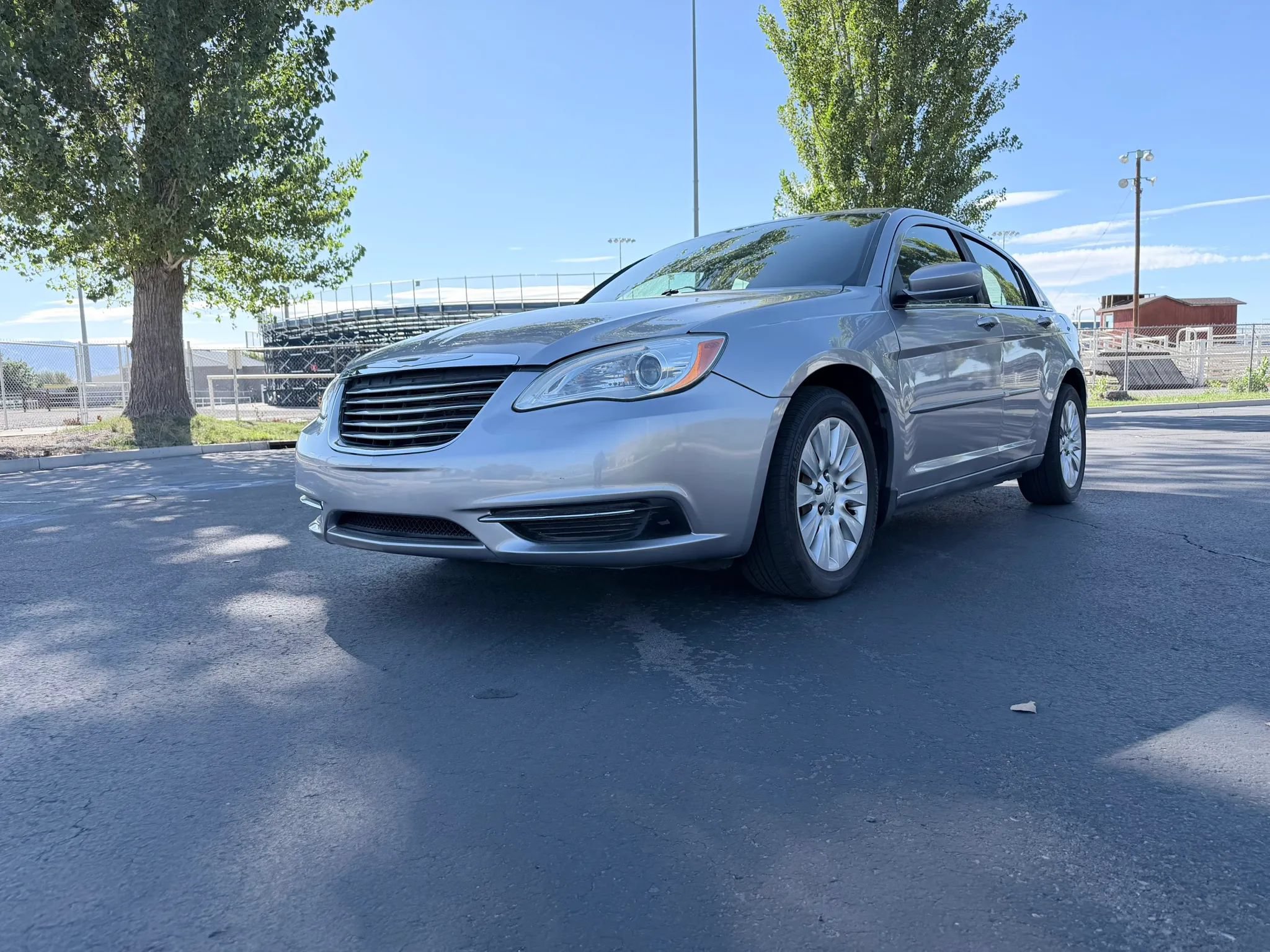 Used 2013 Chrysler 200 LX FWD image 11