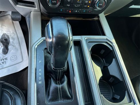 Used 2019 Ford F150 Lariat image 27