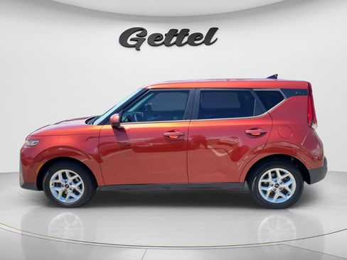 Used 2022 Kia Soul LX w/ Technology Package FWD image 8