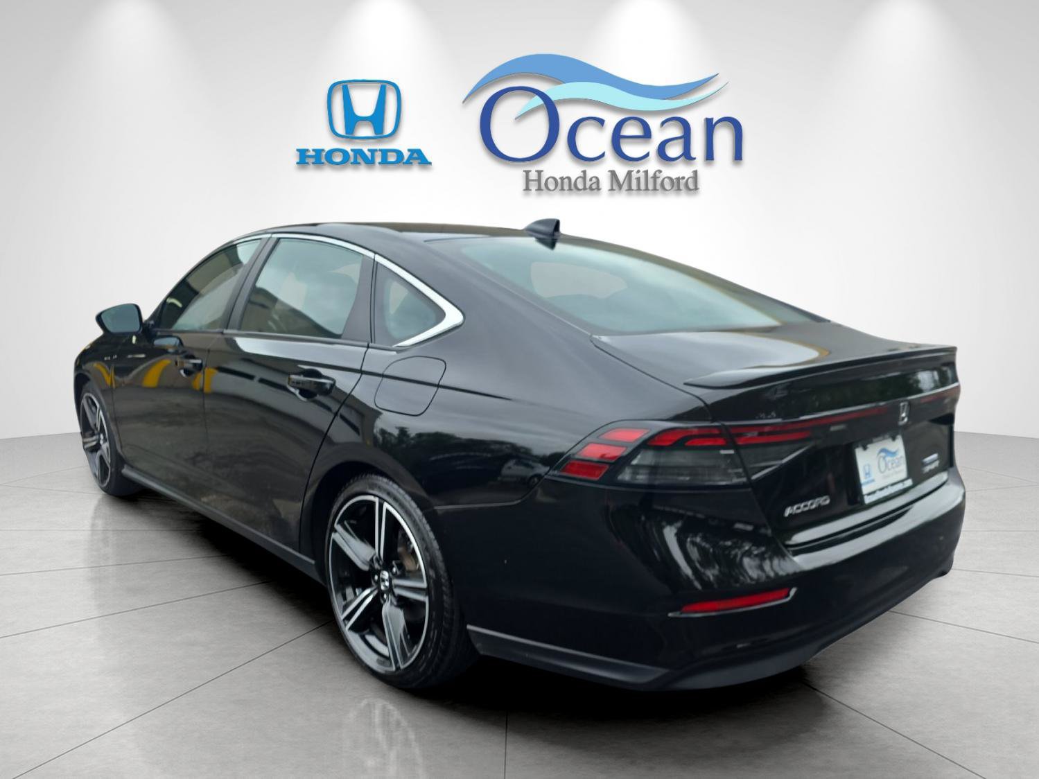 Used 2023 Honda Accord Sport image 5