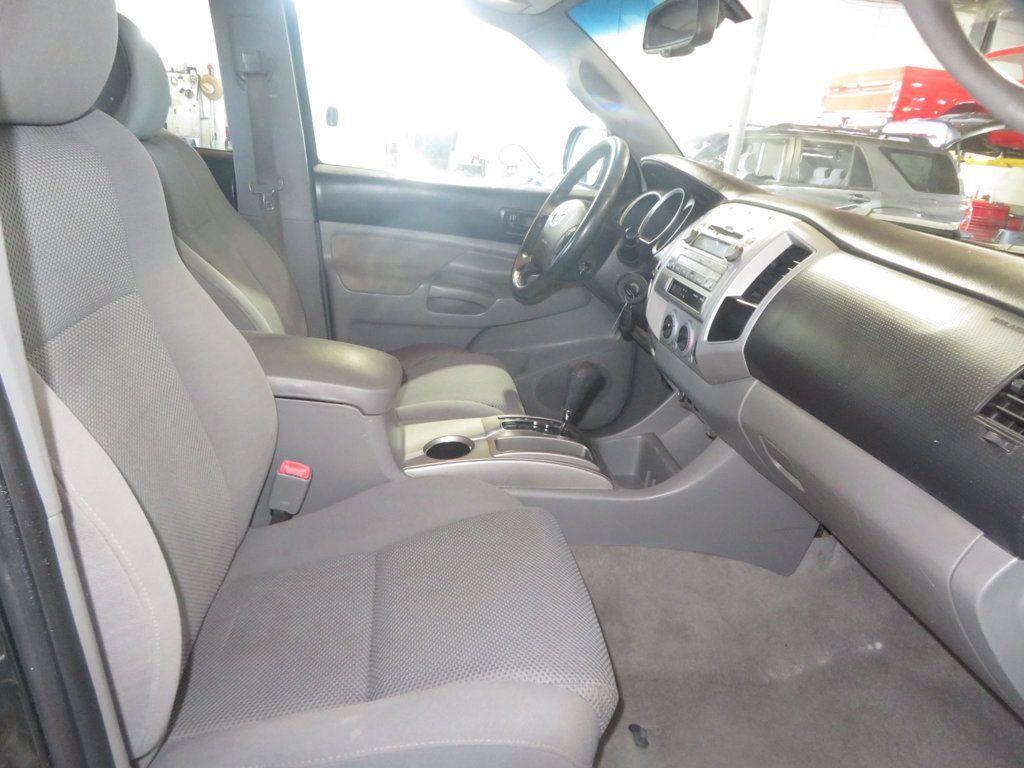 Used 2010 Toyota Tacoma 4x4 Double Cab w/ TRD Sport Pkg w/JBL Audio image 32