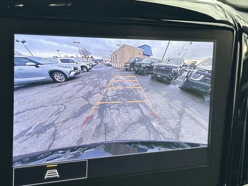 Used 2022 Chevrolet Traverse LT w/ LPO, Floor Liner Package image 12