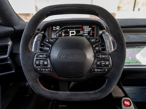 Used 2019 Ford GT RWD image 26