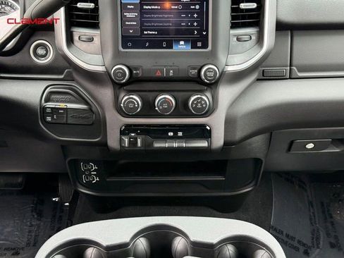 Used 2023 RAM 3500 Big Horn w/ Level 1 Equipment Group AWD/4WD image 21