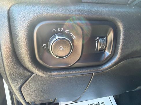 Used 2022 RAM 2500 Big Horn AWD/4WD image 19