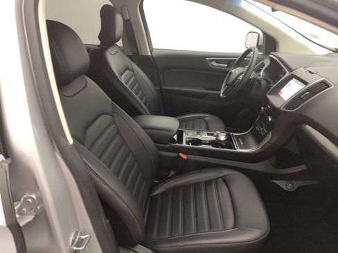 Used 2019 Ford Edge SEL w/ Equipment Group 201A image 21