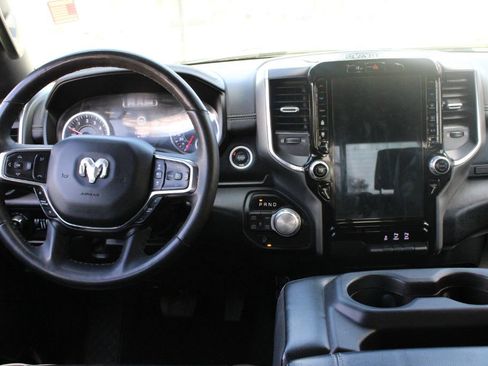 Used 2025 RAM 1500 Laramie AWD/4WD image 12