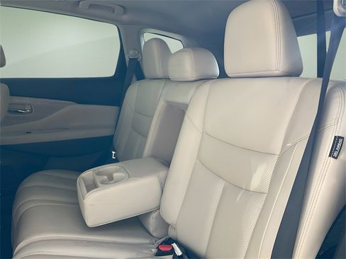 Used 2021 Nissan Murano SL w/ SL Moonroof Package image 13