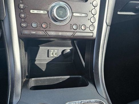 Used 2019 Ford Fusion Titanium image 10