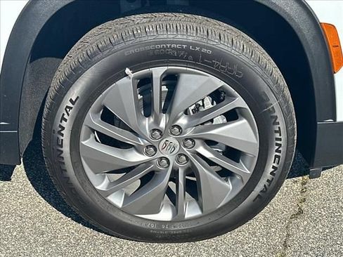 New 2027 Buick Enclave Preferred w/ Power Package FWD image 15