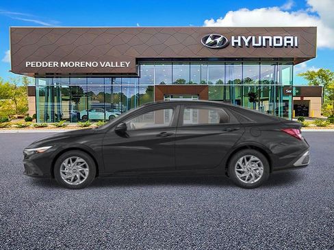 New 2026 Hyundai Elantra SEL Sport image 3
