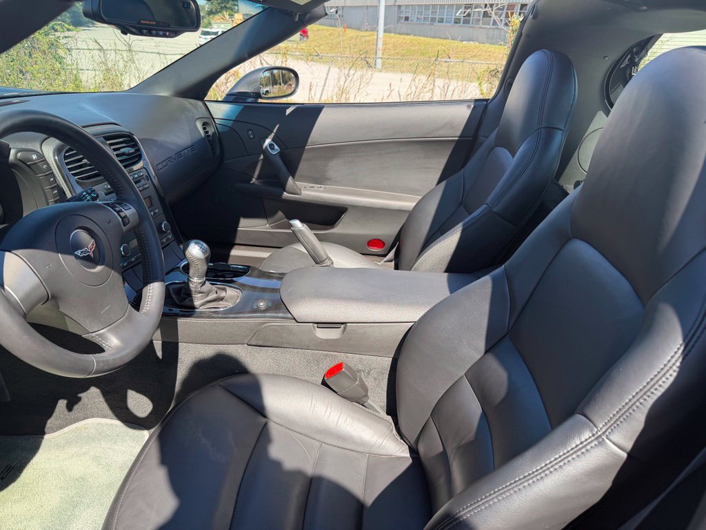Used 2009 Chevrolet Corvette Coupe RWD image 5