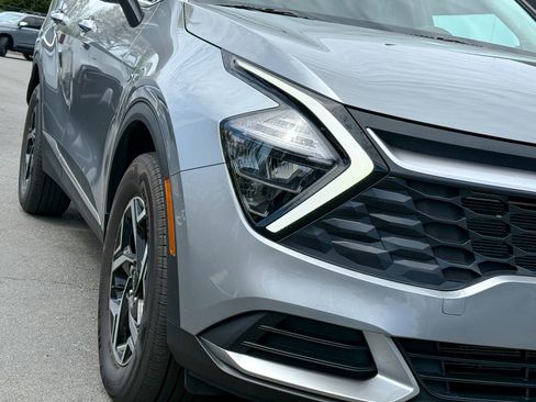 Certified 2023 Kia Sportage LX AWD/4WD image 4