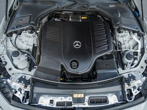 Used 2025 Mercedes-Benz CLE 450 4MATIC Coupe image 19
