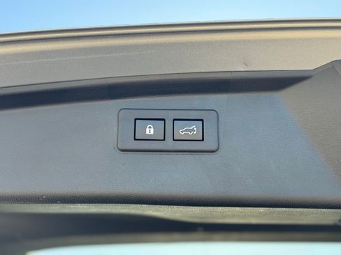 Used 2022 Subaru Outback Wilderness AWD/4WD image 34