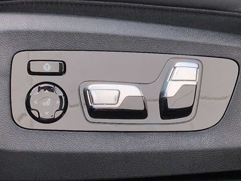Used 2026 BMW XM Label Red AWD/4WD image 18