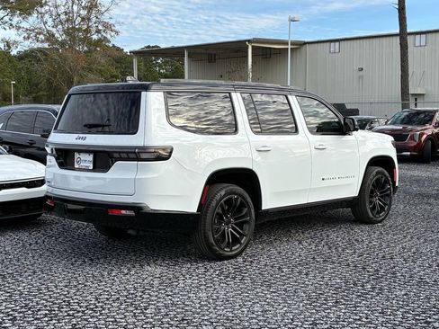 New 2026 Jeep Grand Wagoneer Summit AWD/4WD image 5