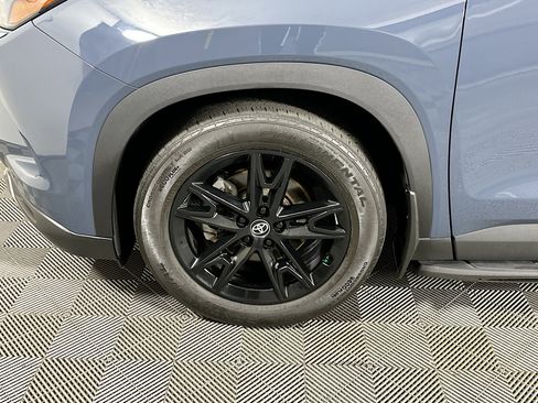 Used 2024 Toyota Grand Highlander Platinum image 11
