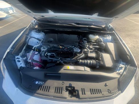 Used 2025 Toyota Camry LE image 32