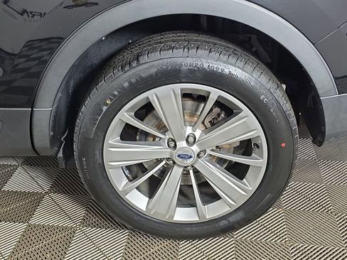 Used 2018 Ford Explorer Limited image 17